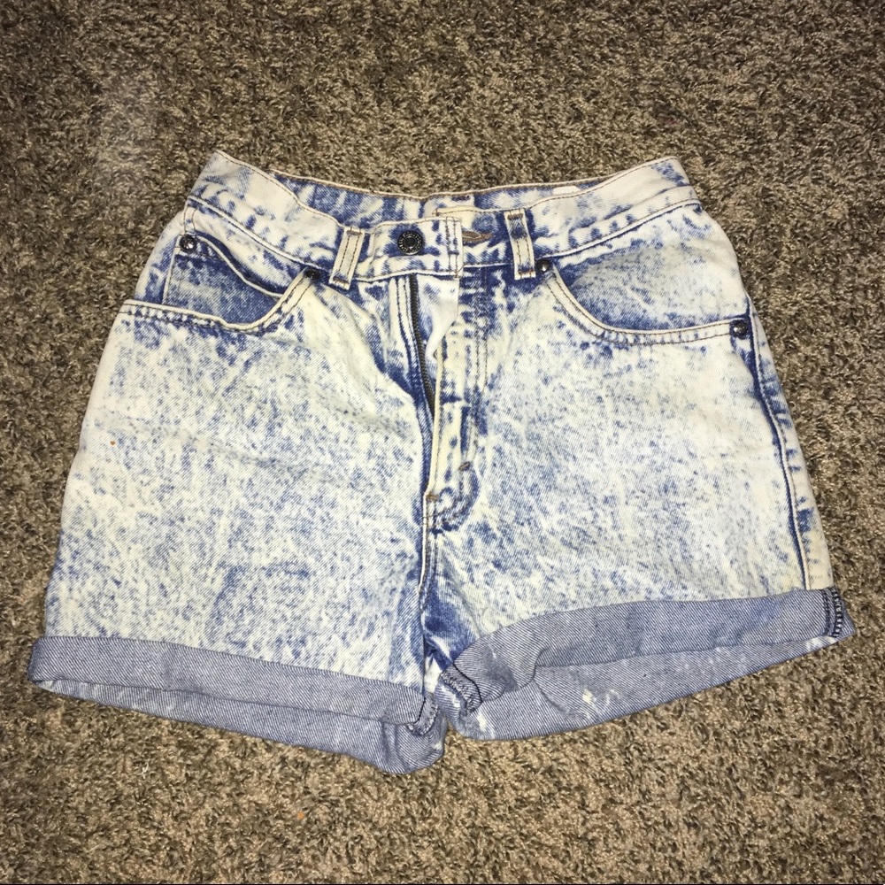 Vintage Levi’s Acid-wash Shorts